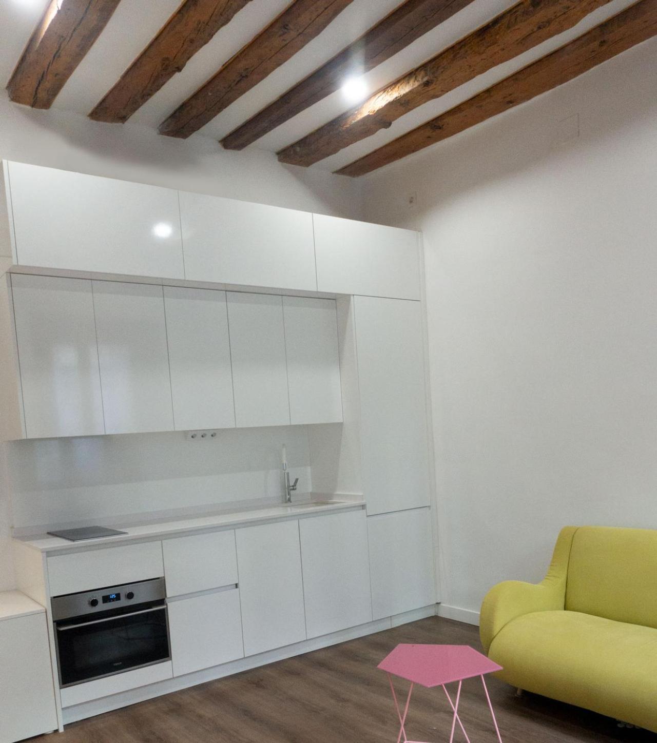 Hortaleza 4, Preciso Estudio En Chueca Junto A La Gran Via De Madrid Extérieur photo