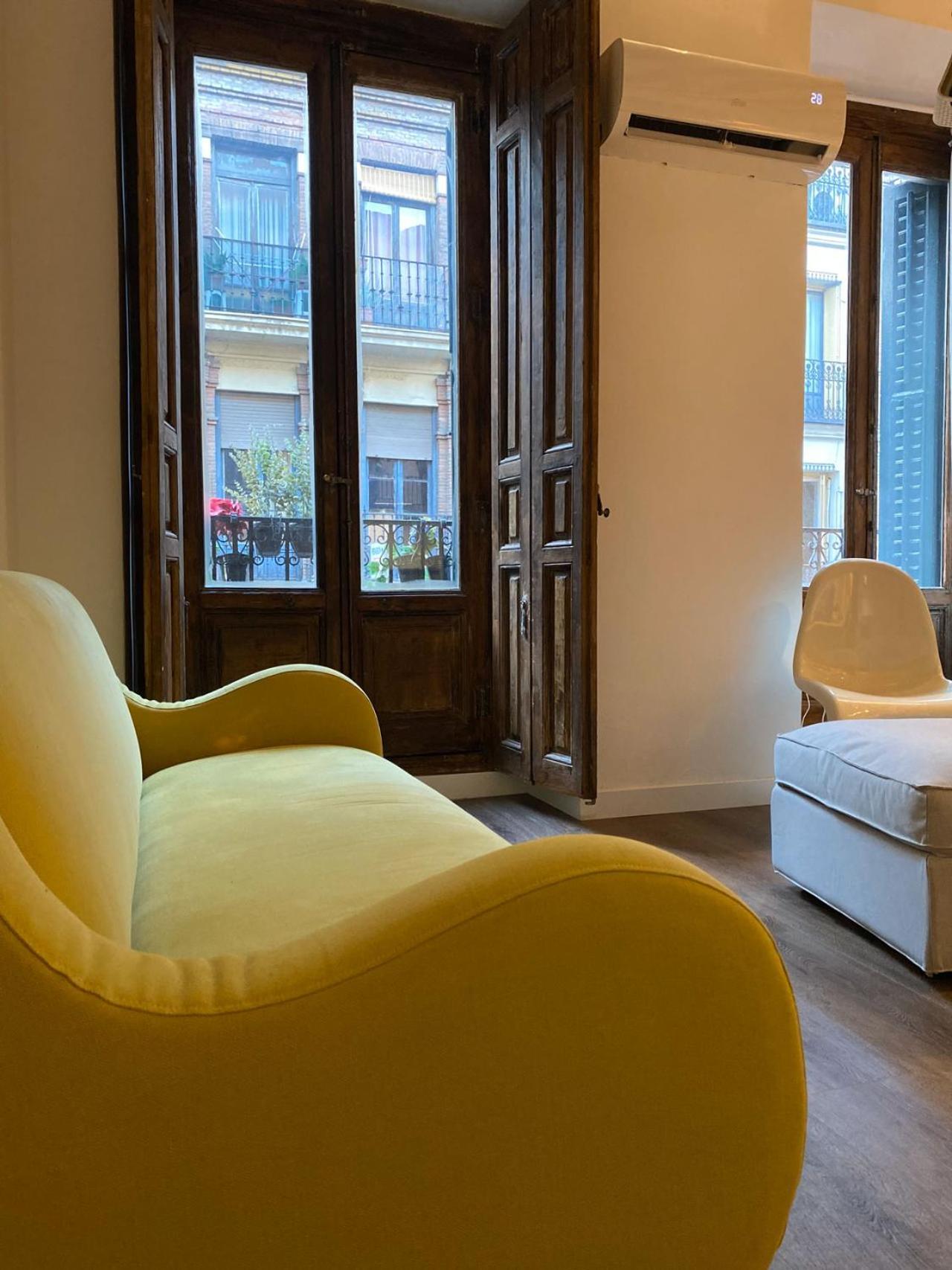 Hortaleza 4, Preciso Estudio En Chueca Junto A La Gran Via De Madrid Extérieur photo